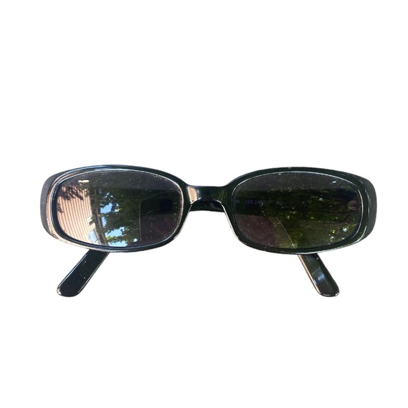 Gucci Accessories - RARE VINTAGE 90s GUCCI “2452/S” Square Sunglasses